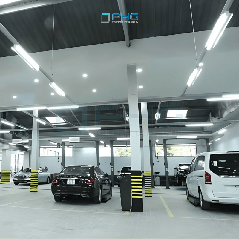 noi-that-showroom-mercedes-haxaco-khu-trung-bay-kim-giang