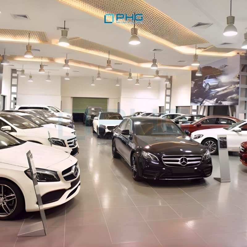 noi-that-showroom-mercedes-haxaco-khu-trung-bay-xe